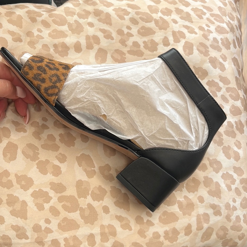 Clarks leopard print sandals